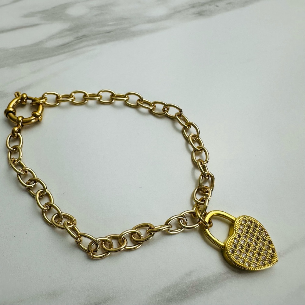 Gold Plated Pavé Heart Charm Bracelet – Handmade – 7.5” - Picture 10 of 11